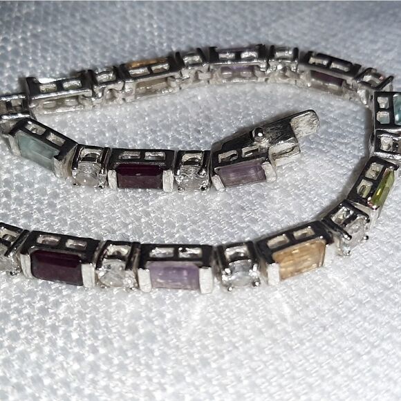 Sterling tennis bracelet with multicolored stones - Picture 5 of 9